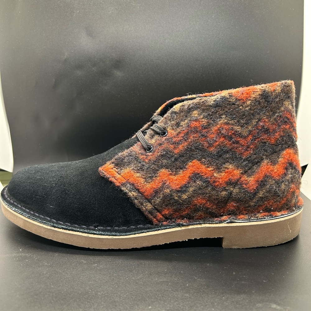 CLARKS Men’s Chukka Boots.
